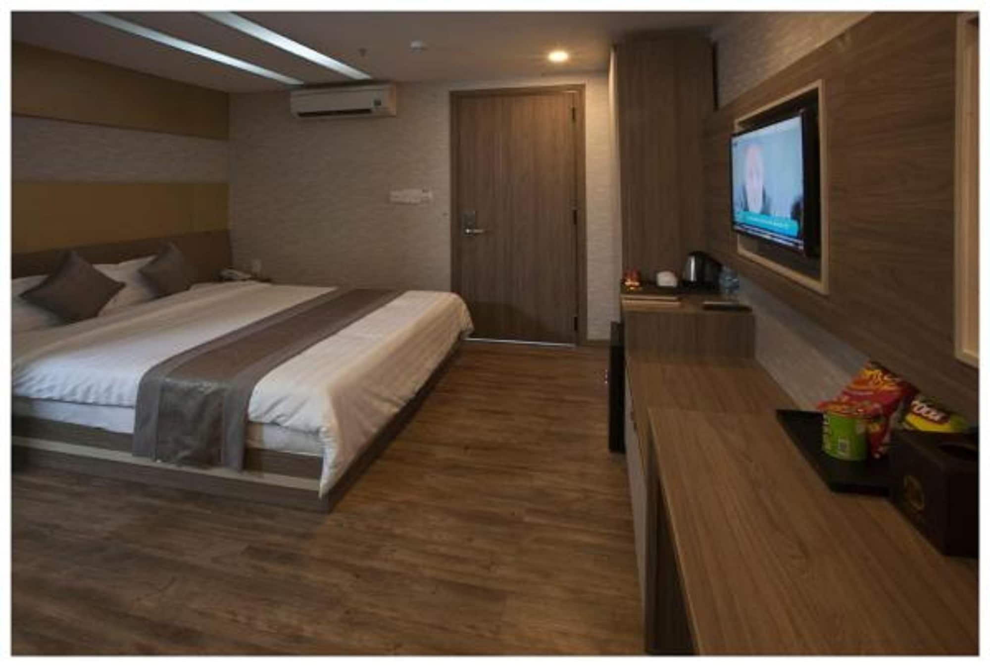 New Sun Hotel Να Τρανγκ Εξωτερικό φωτογραφία