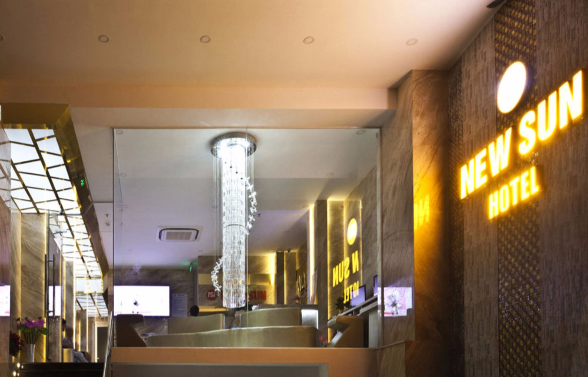 New Sun Hotel Να Τρανγκ Εξωτερικό φωτογραφία