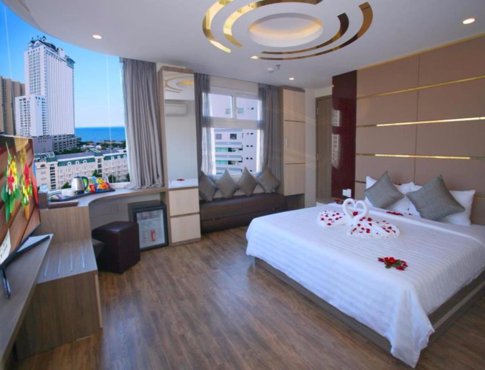 New Sun Hotel Να Τρανγκ Εξωτερικό φωτογραφία