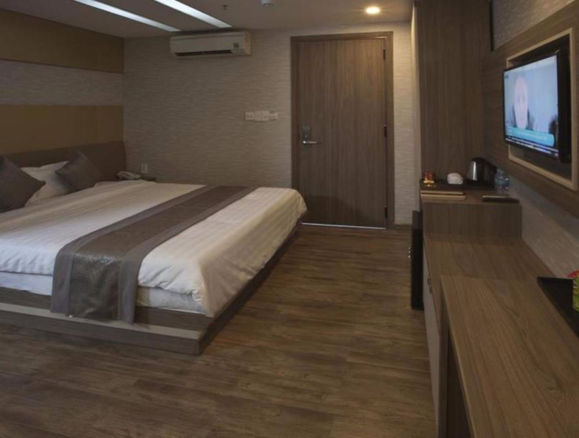 New Sun Hotel Να Τρανγκ Εξωτερικό φωτογραφία